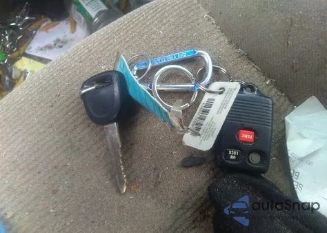 2005 Mazda Mazda6 I Base z USA, uszkodzony, nr VIN 1YVFP80C255M32138